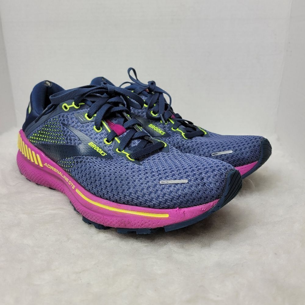 Brooks Adrenaline Gts 22 Women's Size 10 Running Shoes Sneakers Navy Blue Pink